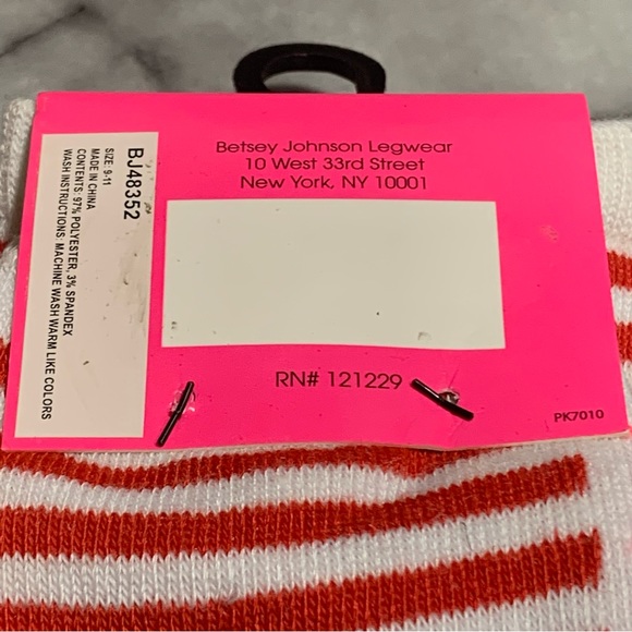 Betsey Johnson - 3 Pairs of Women’s Crew Socks - Christmas Themed - Picture 6 of 8